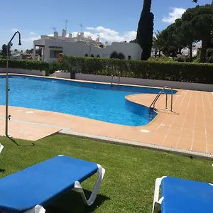Сasa de vacaciones Fascinating & Luxurious Golf,mountain & Garden View Porto Banus, Marbella